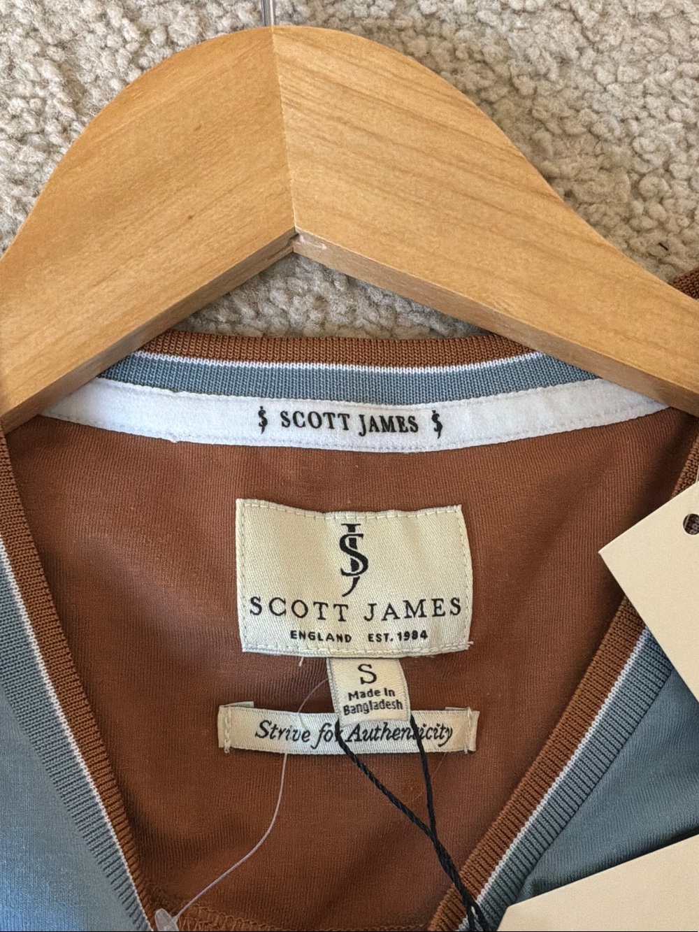 Men's V-Neck Pocket Tee in Slate Blue with Brown Trim - Picture 10 of 12